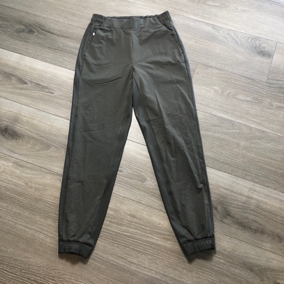 Athleta Brooklyn Jogger Mountain Olive Green Athletic Athleisure Pants Size 2 - Picture 3 of 11